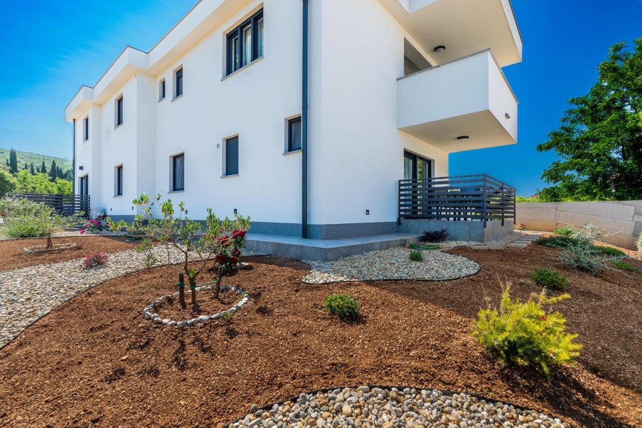 Apartman Bura 푸나트 외부 사진