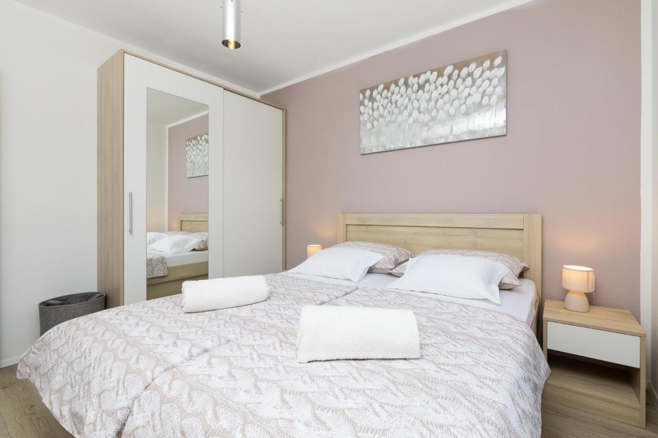 Apartman Bura 푸나트 외부 사진