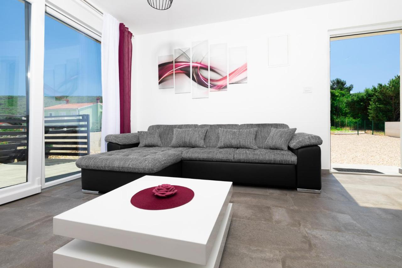 Apartman Bura 푸나트 외부 사진