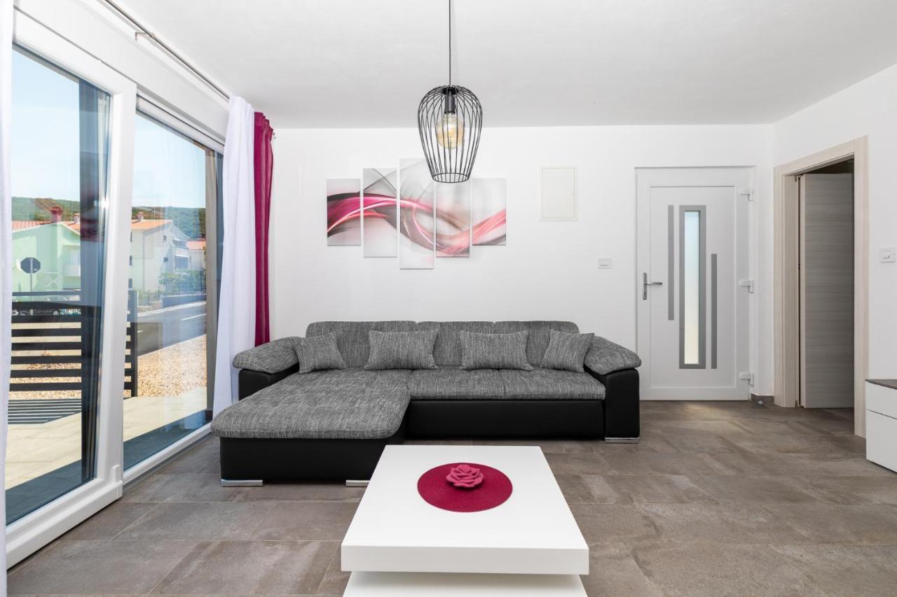 Apartman Bura 푸나트 외부 사진